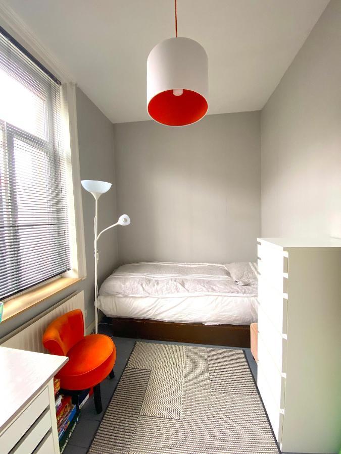 Grande Chambre + Chambre D'Appoint Hotel Ronchin Luaran gambar