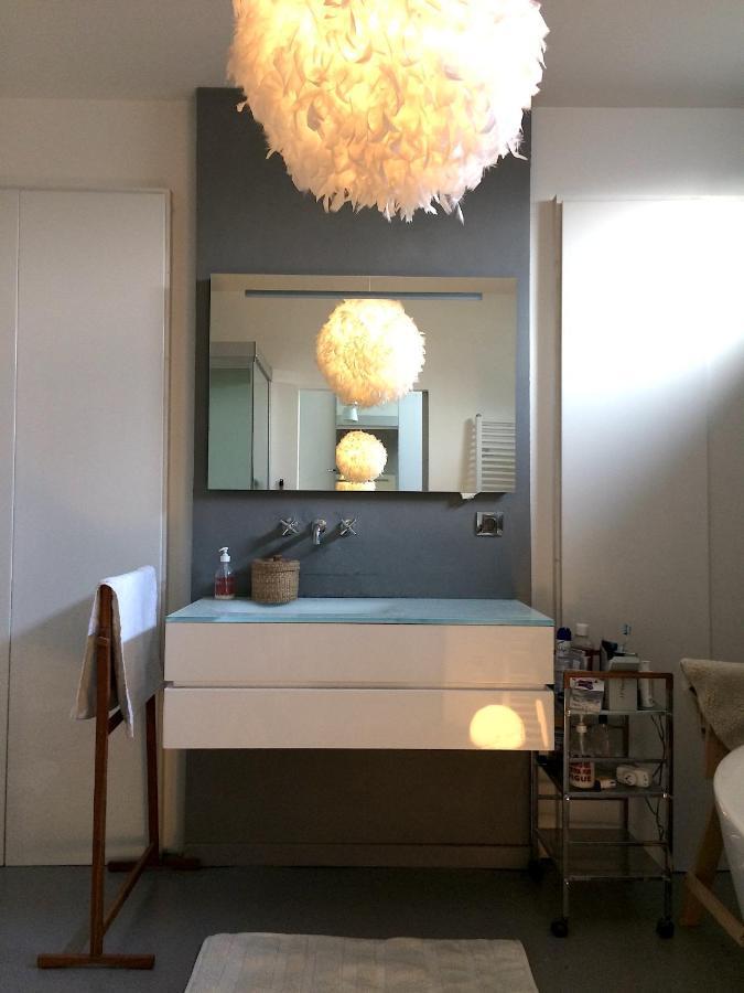 Grande Chambre + Chambre D'Appoint Hotel Ronchin Luaran gambar